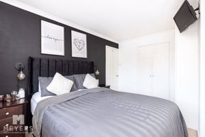 Photo 17- click for photo gallery